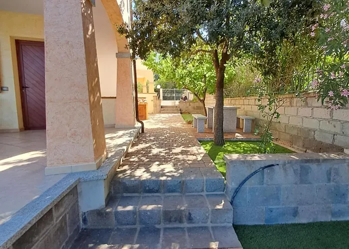 Guesthouse Affittacamere Goloritze
